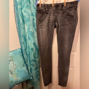 Express Slim Fit Ultra Low Rise Jegging Size 2